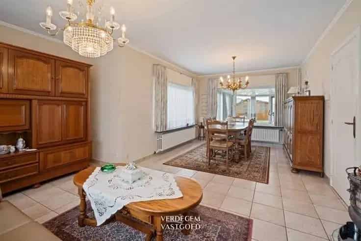 Huis Te Koop 3 slaapkamers Grote Garage Zuidtuin Evergem