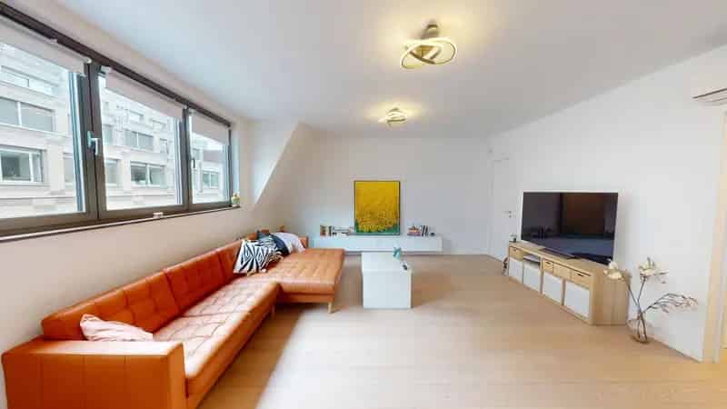 Antwerpen Duplex Appartement - Luxe Afwerking - 2 Badkamers