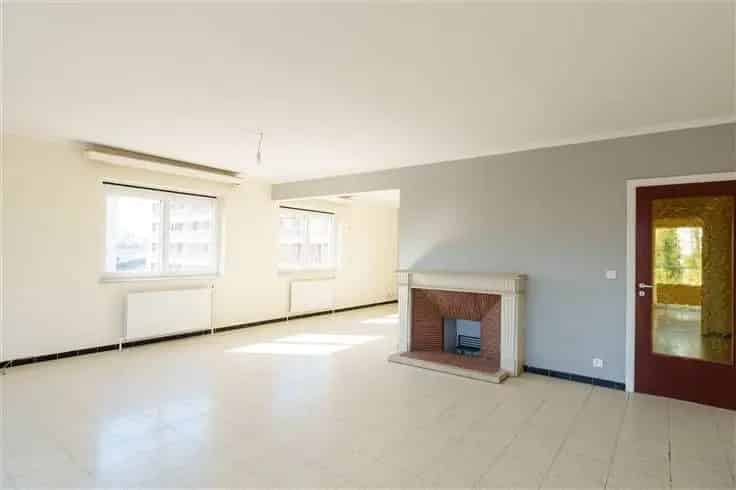 Appartement 3 slaapkamers Gembloux Nabij Station