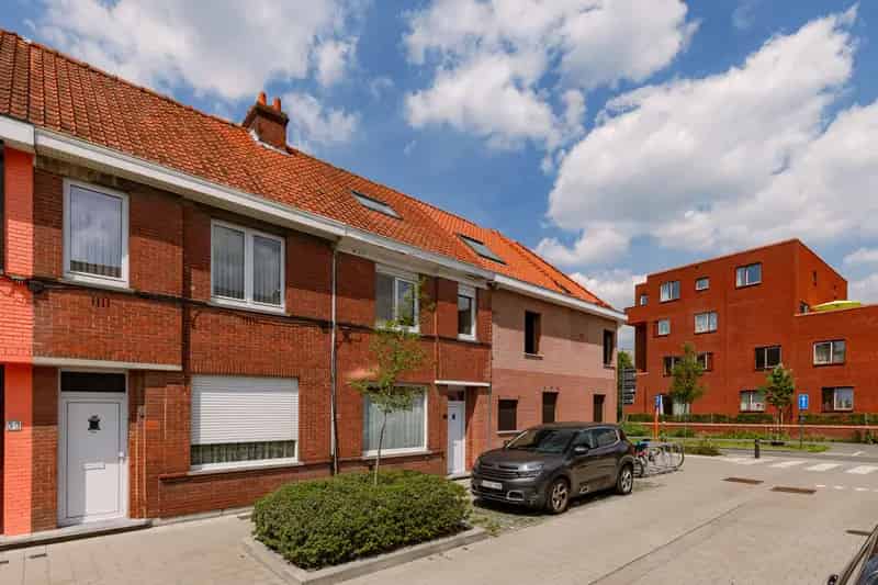 Gezellige woning te huur nabij UZG en station Gent Sint Pieters