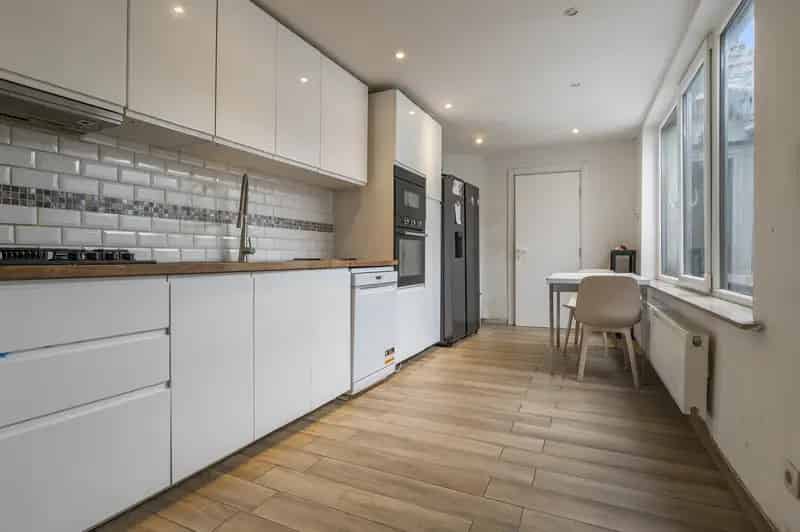 Huis te koop Lebbeke: Instapklare woning met grote tuin