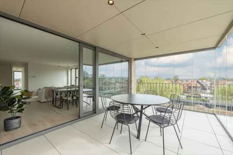 Penthouse met 3 slpk - 2badk en een geweldig terras van 90m2