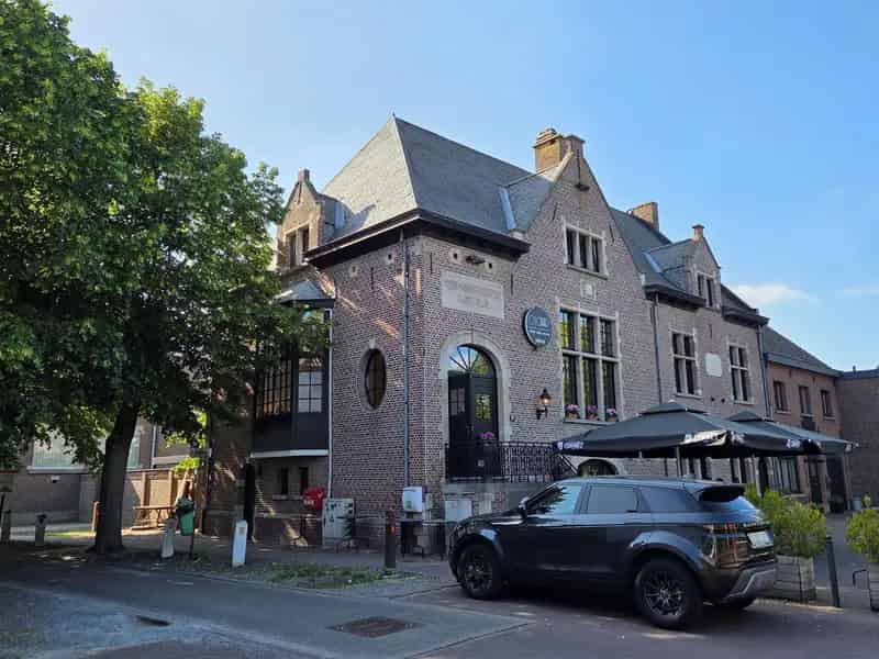 Appartement te koop: 141m², 2 slaapkamers, recent gerenoveerd