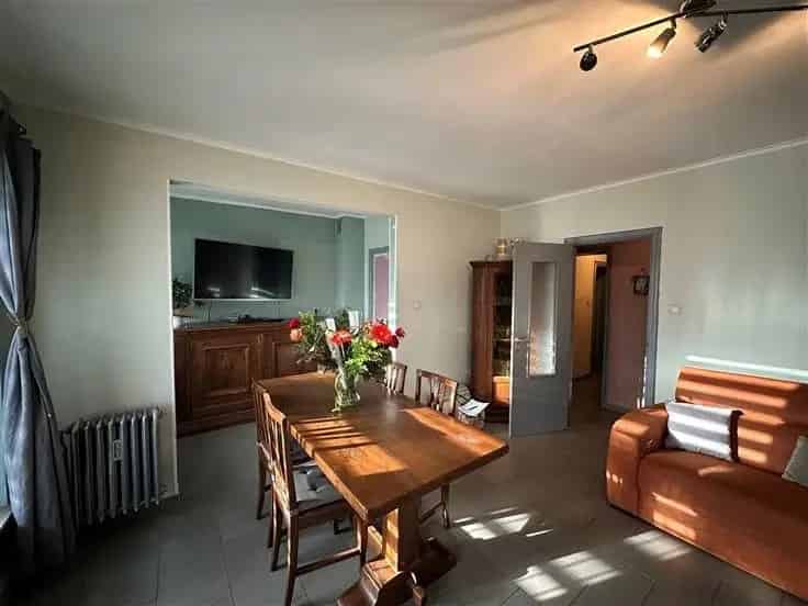 Huis te Koop Lodelinsart 3 slaapkamers Garage Tuin