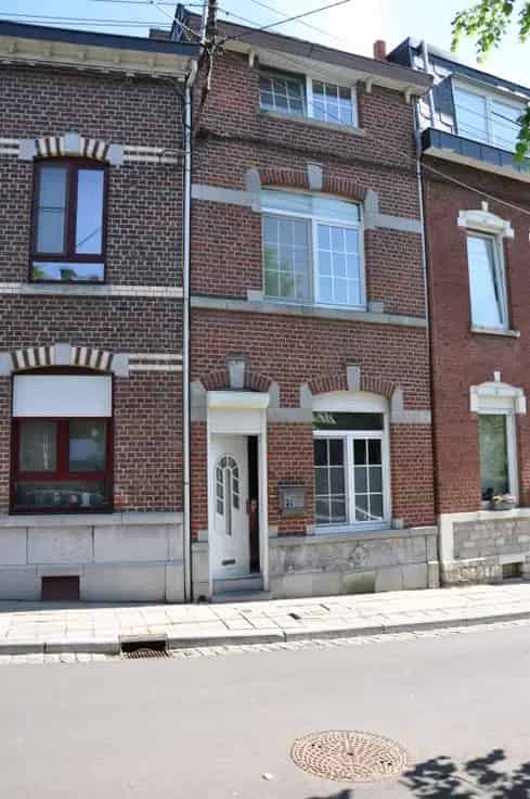 Huis Te Koop: Charmante Stadswoning met Tuin