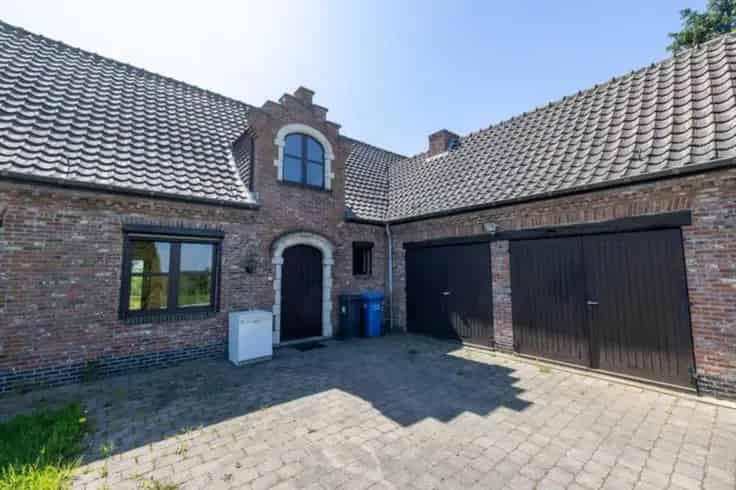 Huis Te Koop Te renoveren woning Demervallei