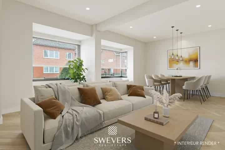 Halfopen Woning Hasselt Potentieel 3 slaapkamers Garage Tuin