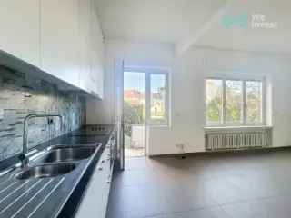 Gelijkvloers Appartement Laken 1 Slaapkamer Tuin Gerenoveerd