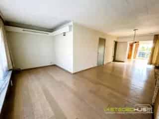 Huis te koop Meerbeke - 3 slaapkamers - tuin - garage