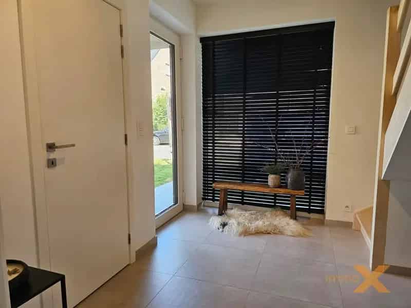 Recente Ruime Stijlvolle Halfopen Bebouwing