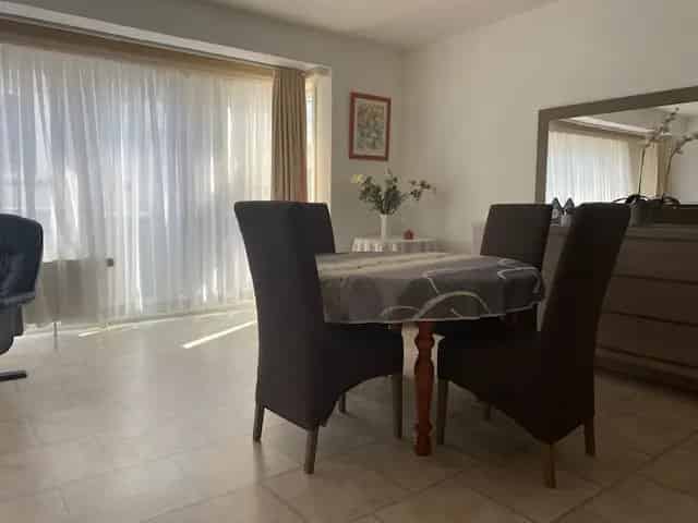 Appartement te huur 3 slaapkamers nabij zeedijk