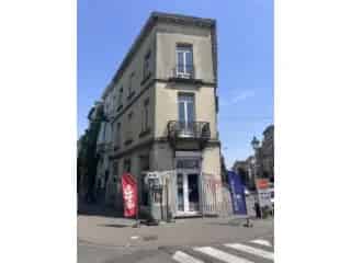 Huis Gemengd Gebruik Te Koop Brussel Hoog Rendement