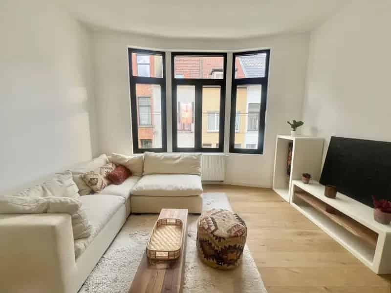 Gerenoveerd Appartement te Huur - EPC B - Instapklaar