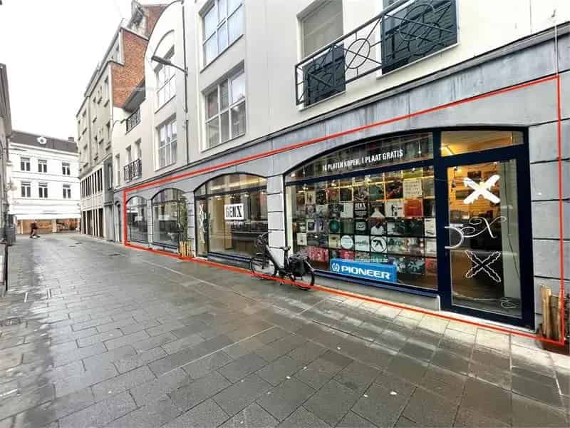 Handelspand te huur Kortrijk Centrum
