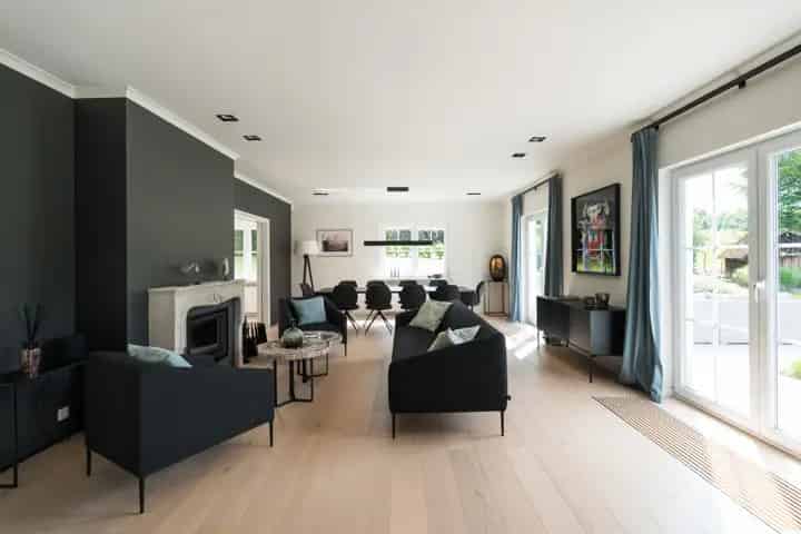 Villa Ronquières 5 slaapkamers 3 badkamers gerenoveerd