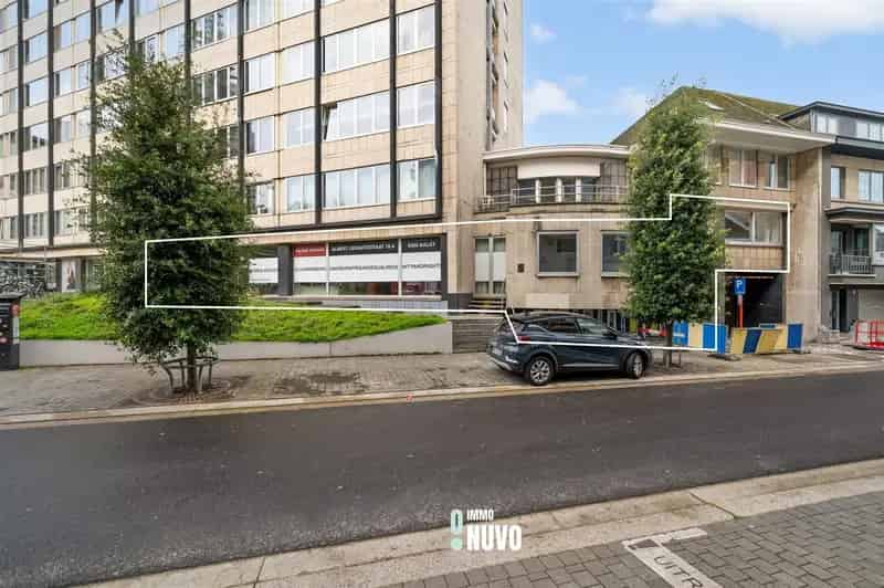 Kantoor met Garages in Centrum Aalst