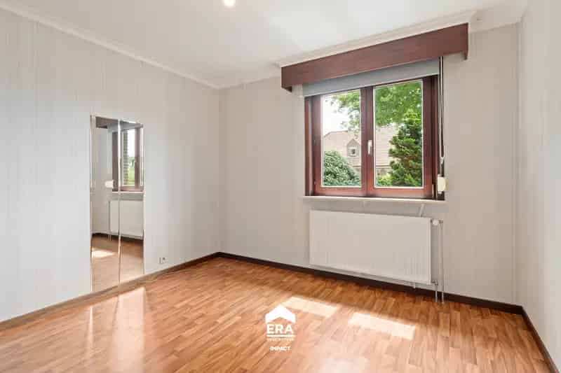 Ruime gezinswoning 4 slaapkamers te Peer