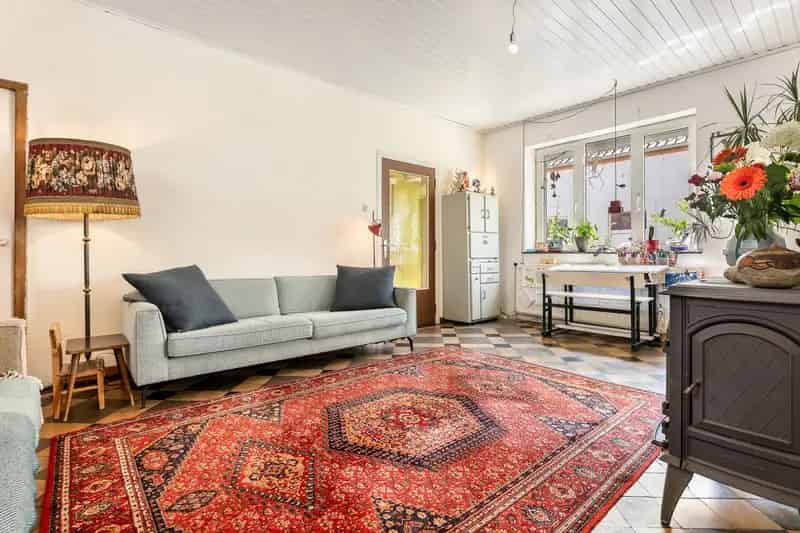 Huis te huur Kanne: Ruime gezinswoning met garage en tuin