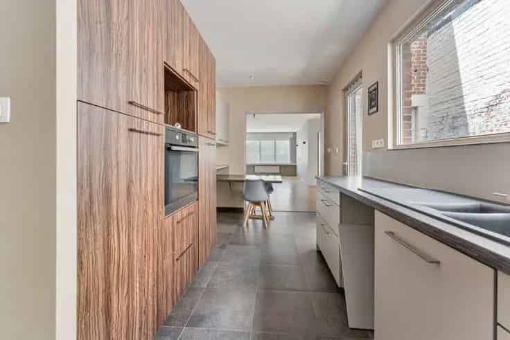 Huis Te Koop Moorsele: Gezinswoning met Tuin