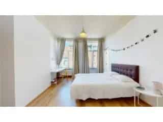 Appartement in medehuur Elsene - Moderne Kamer met Prive Badkamer
