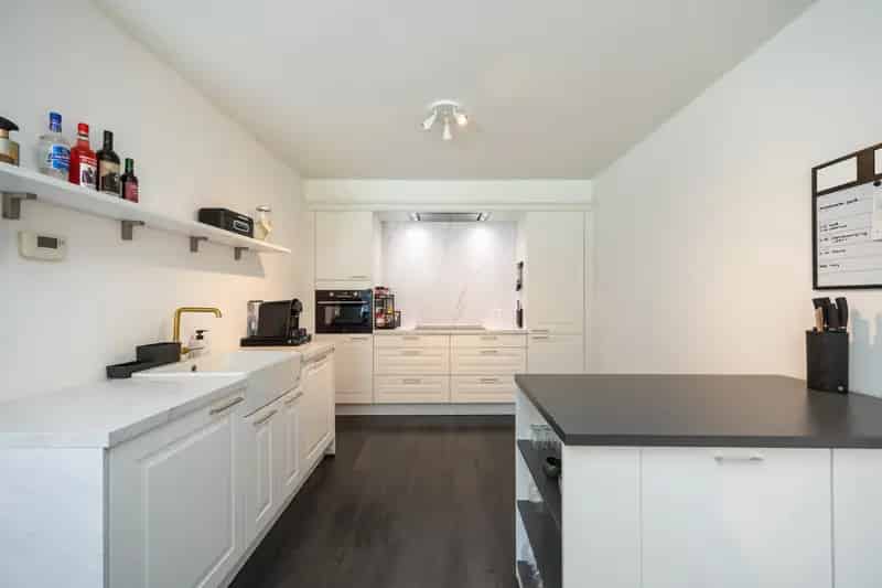 Appartement te koop Genk 100m2 2 slaapkamers terras tuin