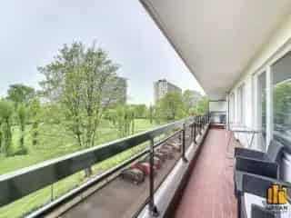 Appartement te Koop Laken 70m² 2 slaapkamers Terras Kelder
