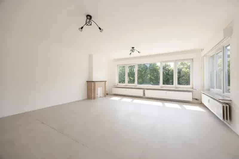 Gerenoveerd Appartement 3 Slpk Terras Berchem