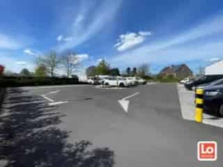 Handelspand te Huur Lochristi - Modern Pand met Parking