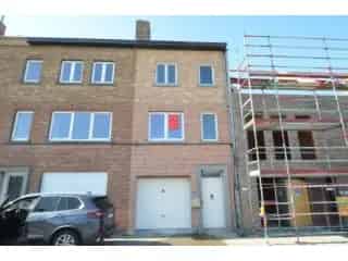 Huis te koop Oostende Ruime woning met garage en open zicht