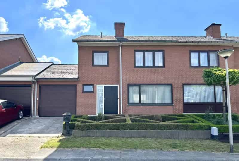Huis te huur: Perfect onderhouden woning met tuin en garage