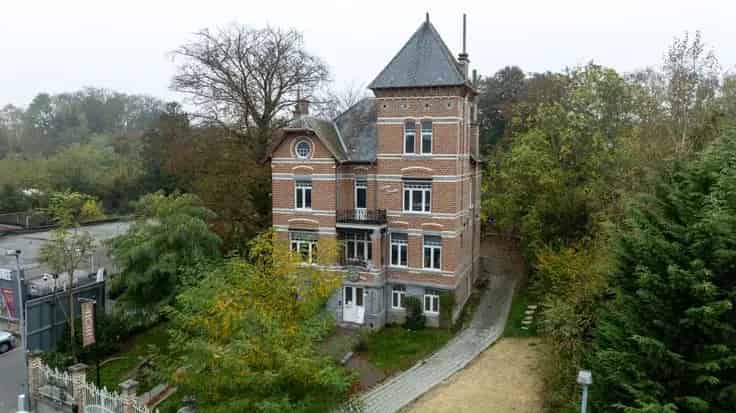Huis Te Koop: Dokterswoning 1909 met Restaurant en Woonfunctie