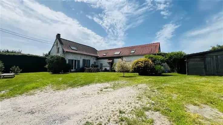 Huis Te Koop Landelijke gerenoveerde boerderij 4 slaapkamers
