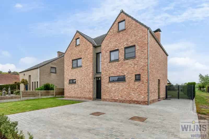 Huis te koop: Ruime Energiezuinige Woning 3-5 slaapkamers Grote Tuin