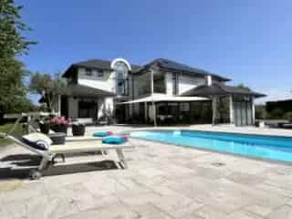 Huis te koop Waterloo - Luxe villa met zwembad