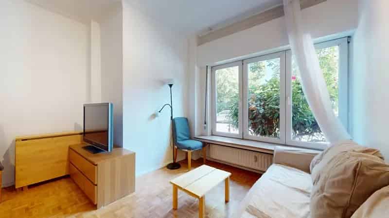
                                                                    Appartement
                                                                             te koop te Bruxelles
                                                                