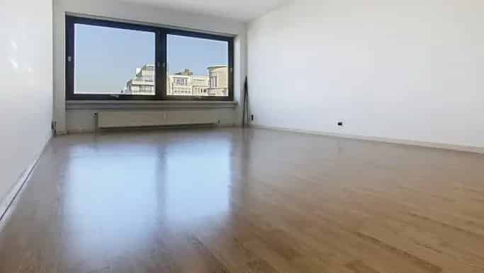 Studio te huur Oostende: Zeezicht, Lift, Ingerichte Keuken