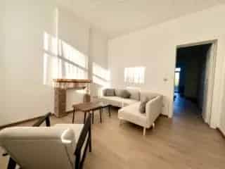 Studio te huur Charleroi - Volledig gerenoveerd huis