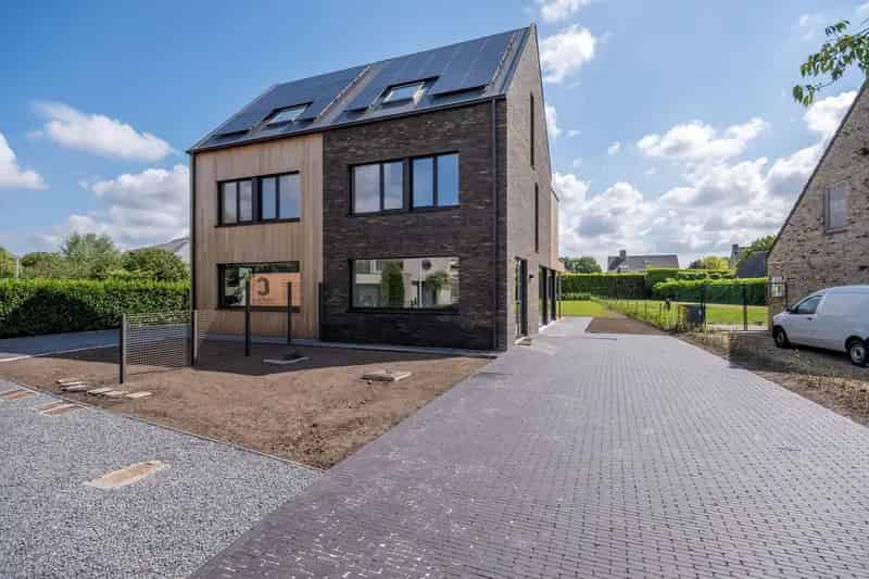 Huis te koop Hoogstraten 3 slaapkamers 2 badkamers