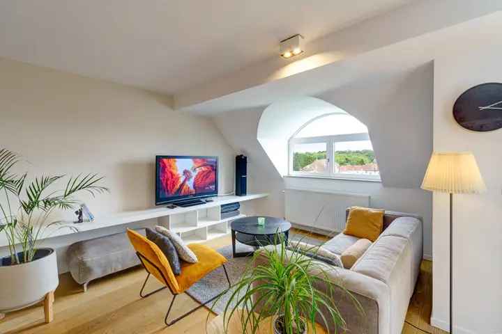 Prachtige penthouse op toplocatie te Laken