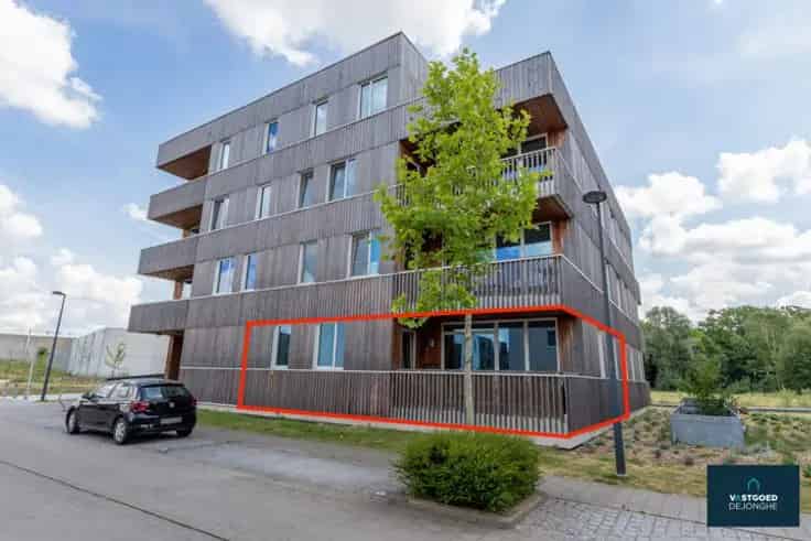 Appartement Gentbrugge: Ruim 2 Slaapkamers, Terras, Instapklaar