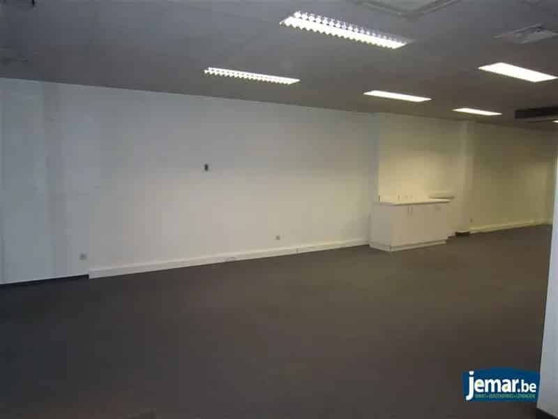 Handelspand 250m² te Huur