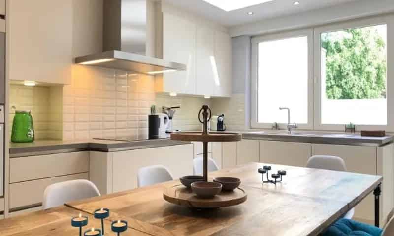 Gerenoveerde Woning Knokke Met Garage