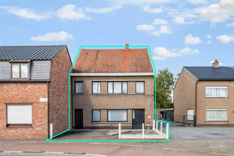 Huis te koop Lokeren: Te renoveren halfopen bebouwing