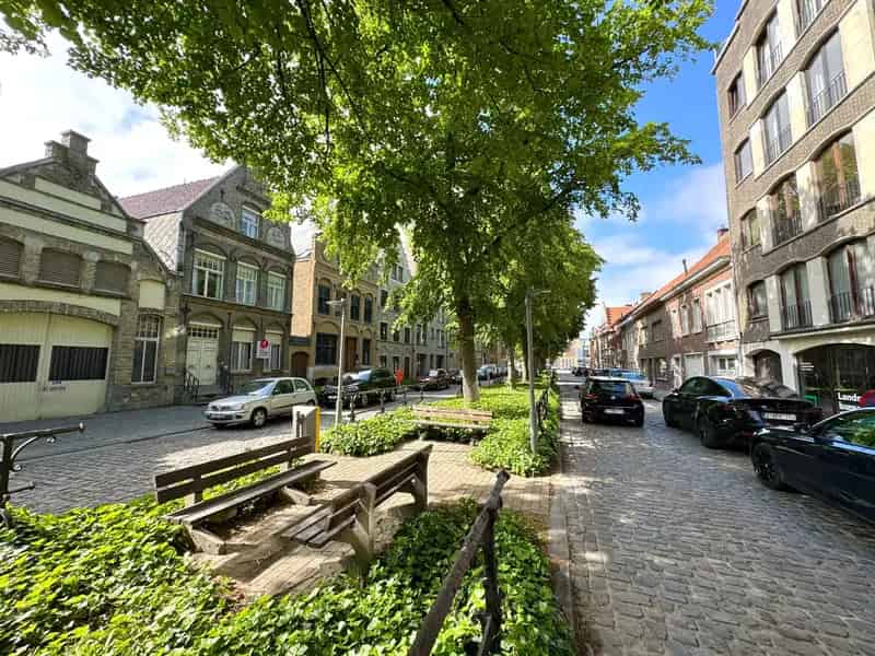 Huis te koop: 5 slaapkamers, 2 badkamers, terras