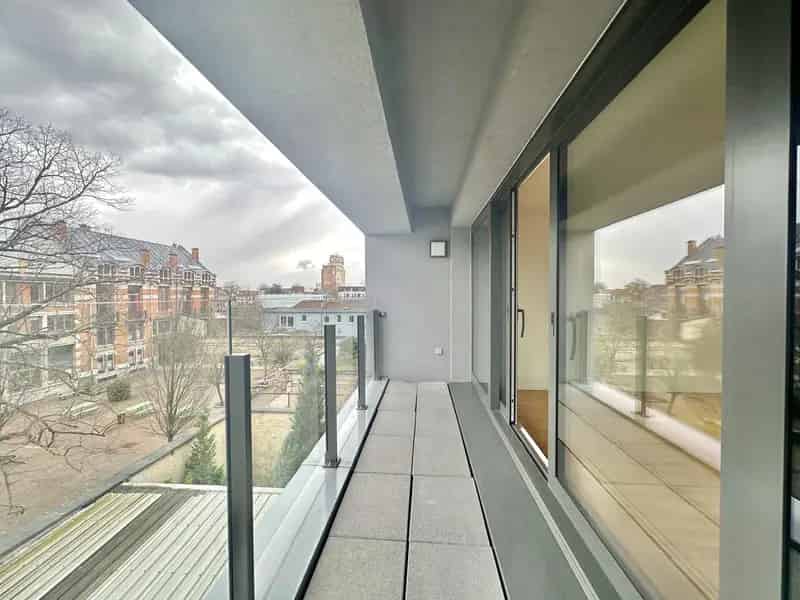 Appartement te Schaarbeek 2 slaapkamers 110m²