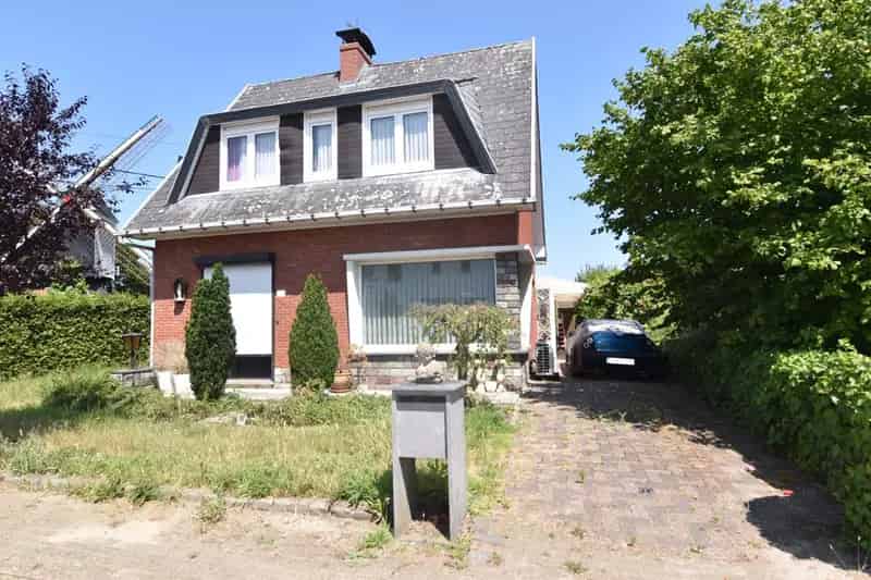 Huis te huur Landelijk gelegen te renoveren woning
