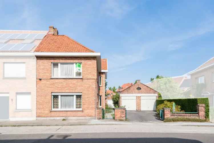 Woning met ruime loods te koop in Sint-Andries