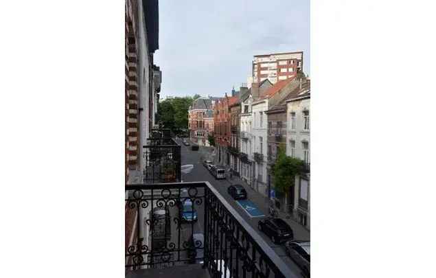 Huur 1 slaapkamer appartement van 70 m² in Brussels