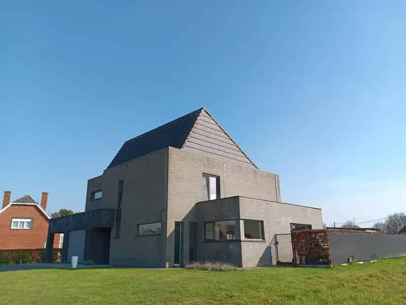 Vrijstaande woning te huur: Ruimte, Rust en Comfort