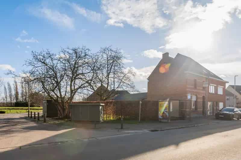 Te renoveren woning Sinaai-Waas 3 slaapkamers 524m²